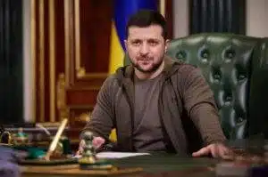 Les éditions grasset publient un receuil de 23 discours du président ukrainien Volodymyr Zelensky
